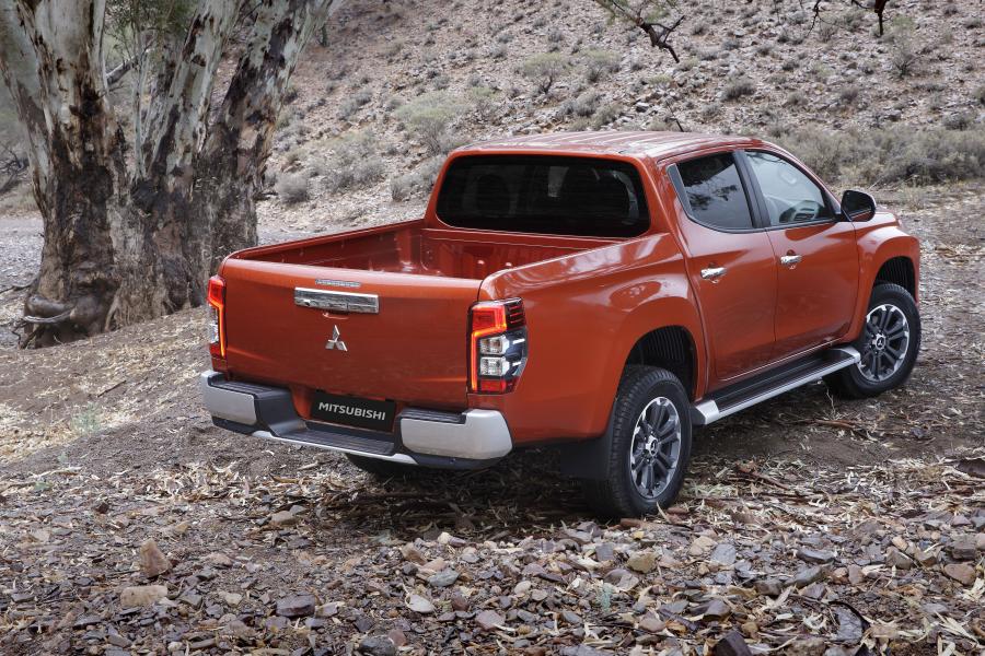  Mitsubishi Triton Double Cab 2018 года  (TH) (фото 19 из 28)